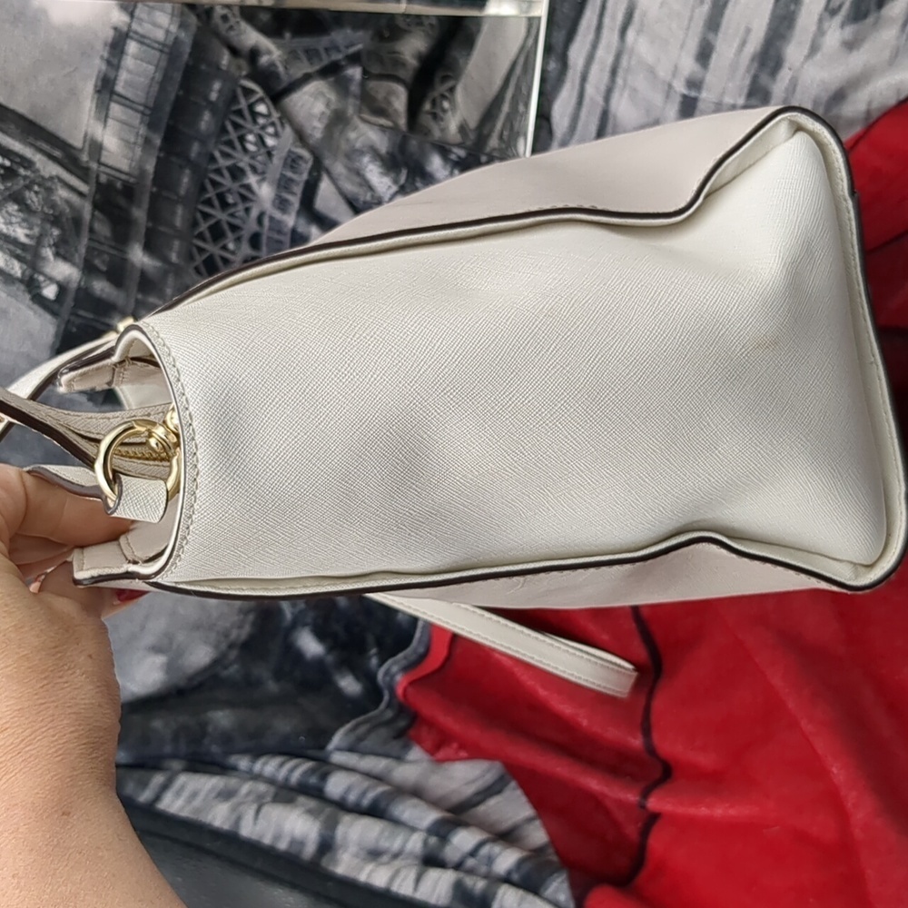 Kate Spade two-tone purse - Picture 7 of 14